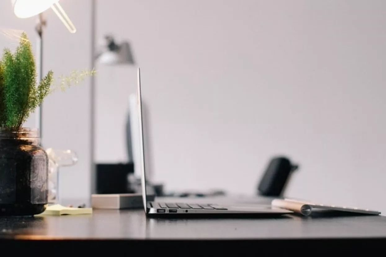 Agencijske agonije: Gase agenciju nakon tri godine postojanja