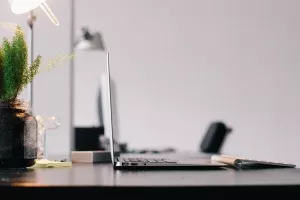 Agencijske agonije: Gase agenciju nakon tri godine postojanja