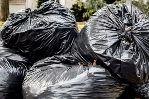 Stojak proziva grad zbog smeća: Zagrepčani su taoci nesposobnosti gradske uprave i Holdinga