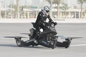 Policija u Dubaiju leti prema budućnosti