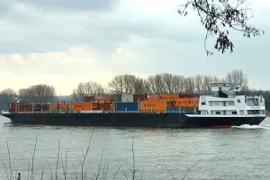 Zbog trgovinskog rata moguća slabija potražnja za uslugama kontejnerskog prijevoza