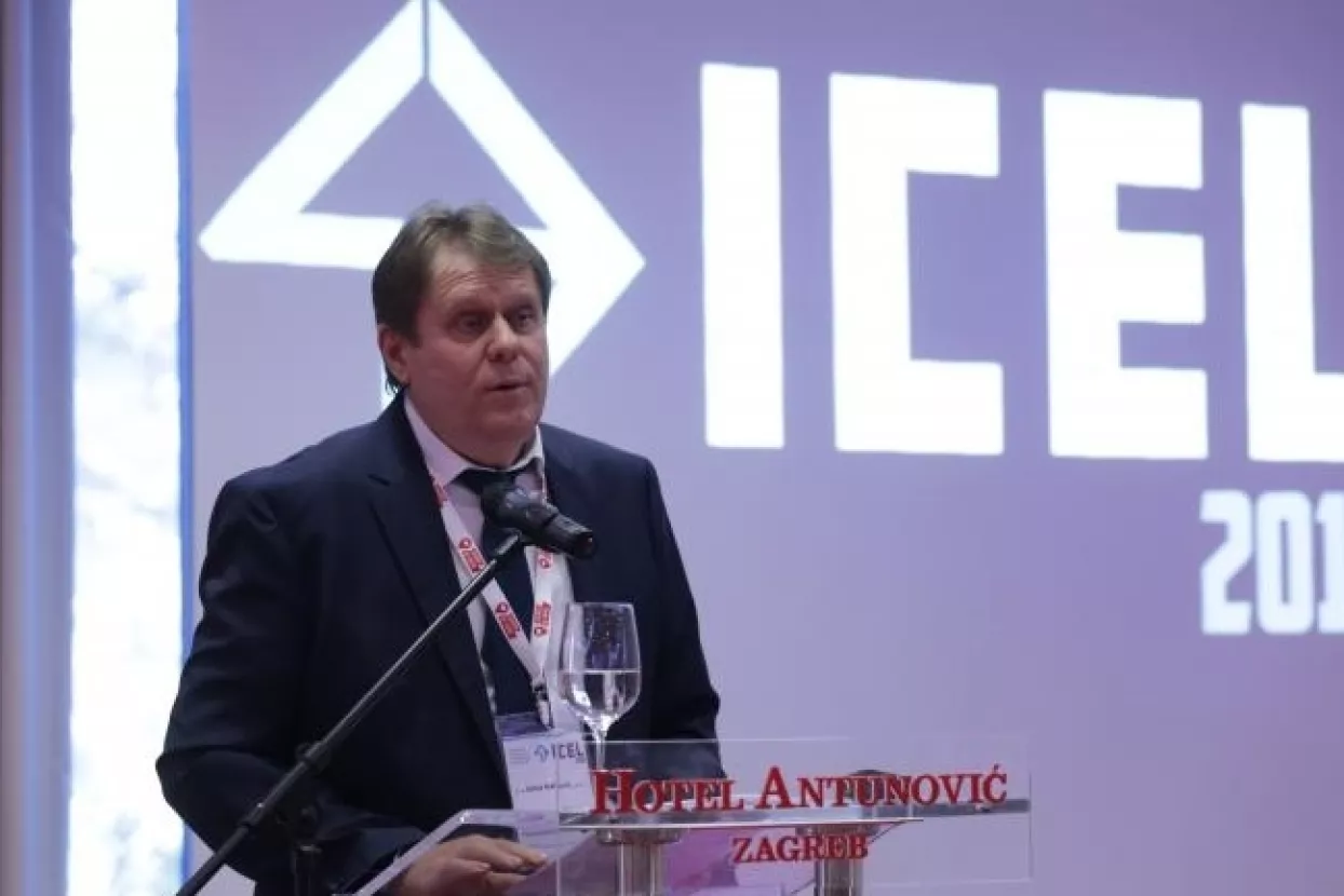 Izazov poduzetništva: Uravnotežiti potrošnju resursa i potrebe korporativnog svijeta