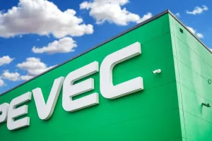 Pevec prodaje Z1 televiziju