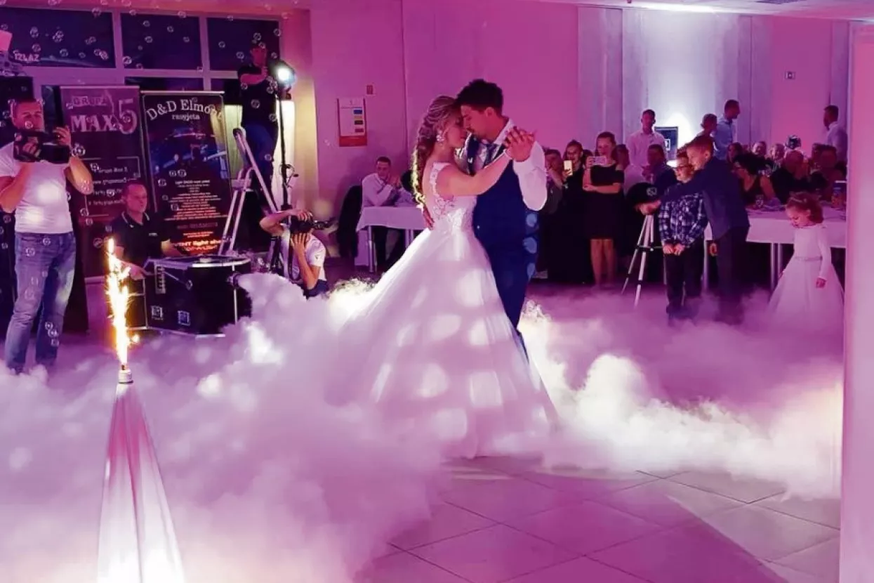 Virovitički radijski rekorderi: 810 glazbenih želja u eteru posvećenih samo njima