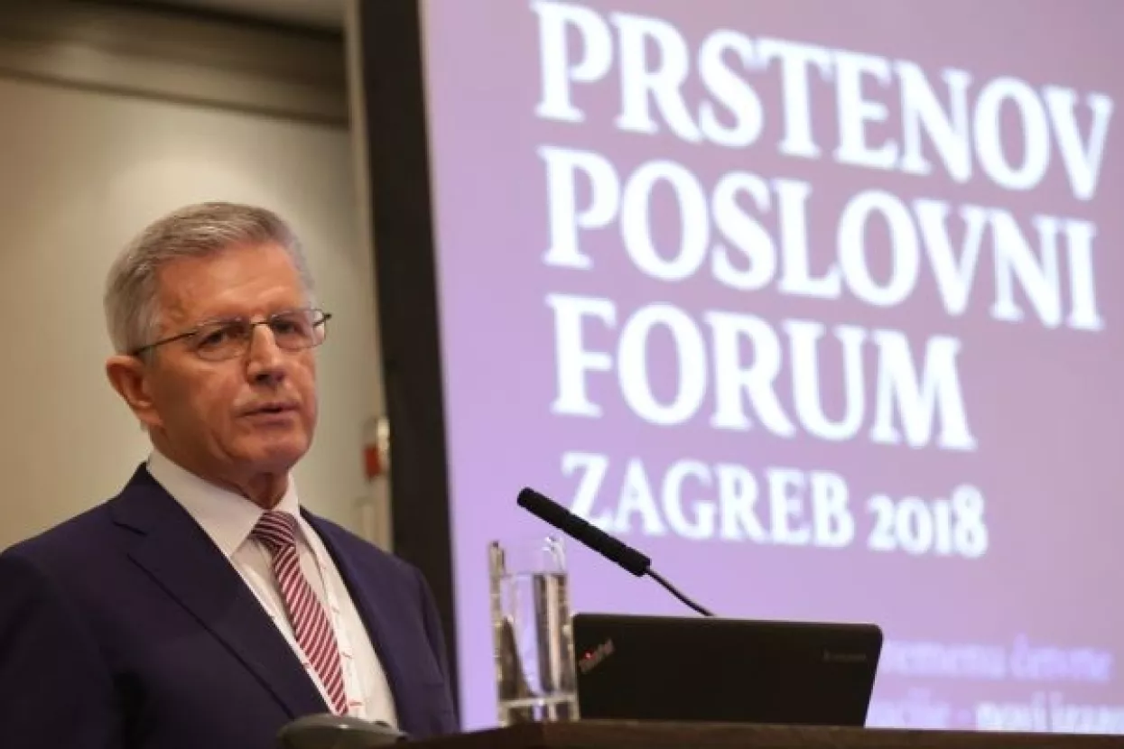 Pavo Zubak izabran za novog predsjednika Udruge Hrvata Bosne i Hercegovine