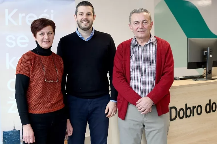 Uber u Zagrebu otvorio novi Centar za podršku vozačima