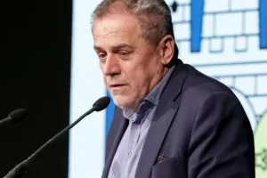 Prošao proračun, Bandić iz bolnice uspio dobiti 26 ruku