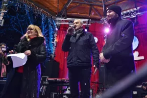 Advent započeo i u Karlovcu