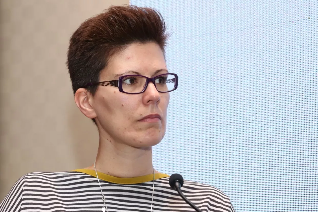 Ekonomski institut gasi legendarnu 'Plavu knjigu' nakon gotovo tri desetljeća