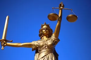 Javni bilježnici bore se da zadrže ovrhe