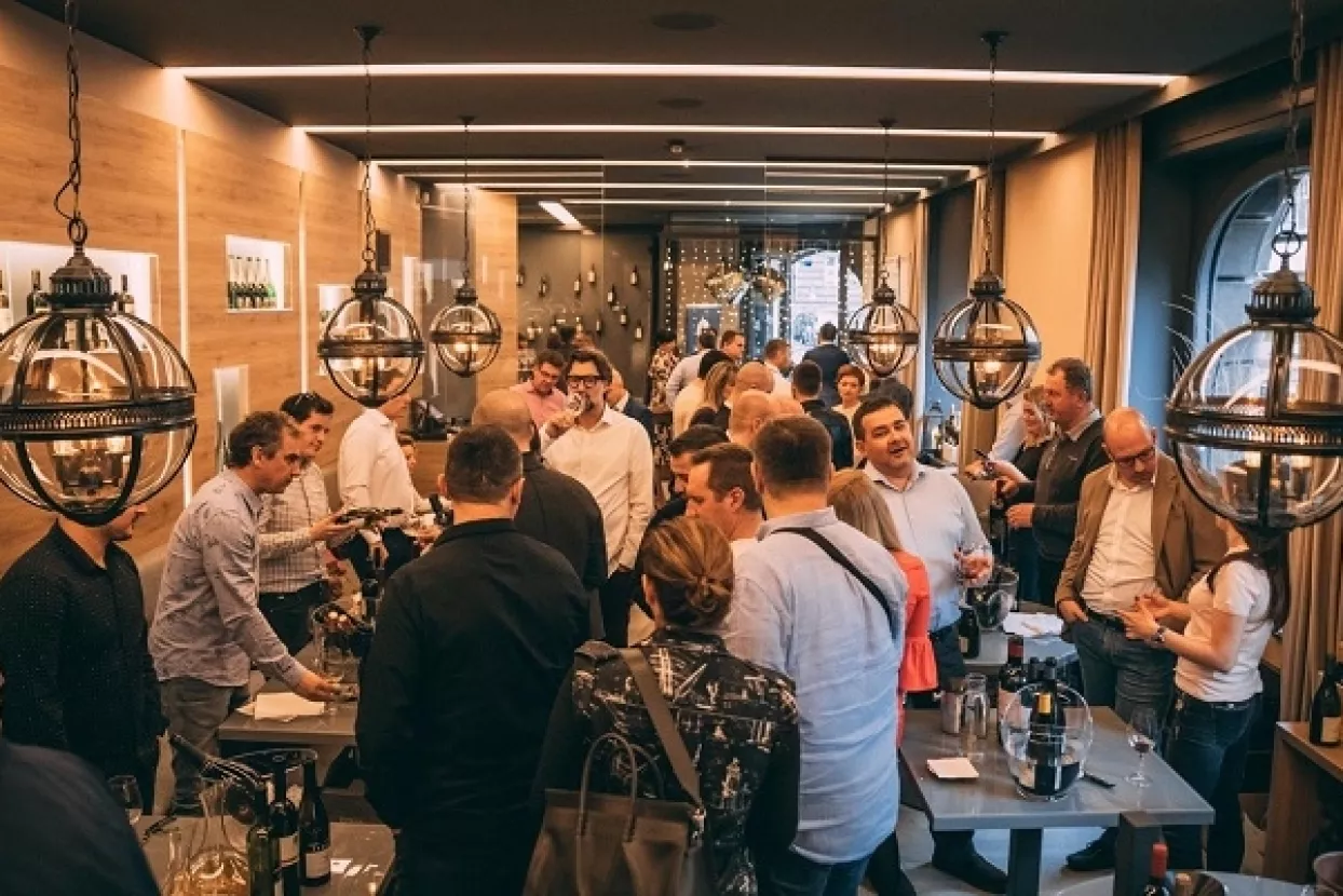 FOTO: Kušanje vrhunskog vina u Noelu