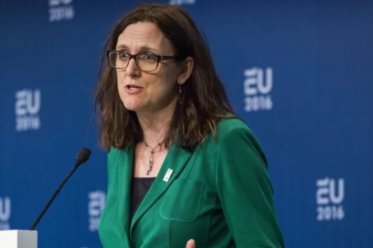 EU će ciljati Xerox, Caterpillar i Samsonite, ako SAD uvede carine na aute