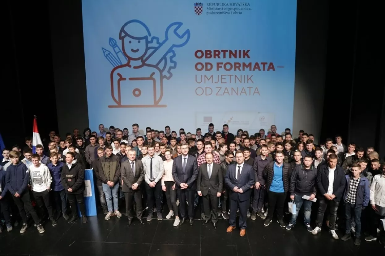 Dodijeljeno 3.017 stipendija za obrtnička zanimanja &ndash; ministar Horvat: Bit će dobrih majstora