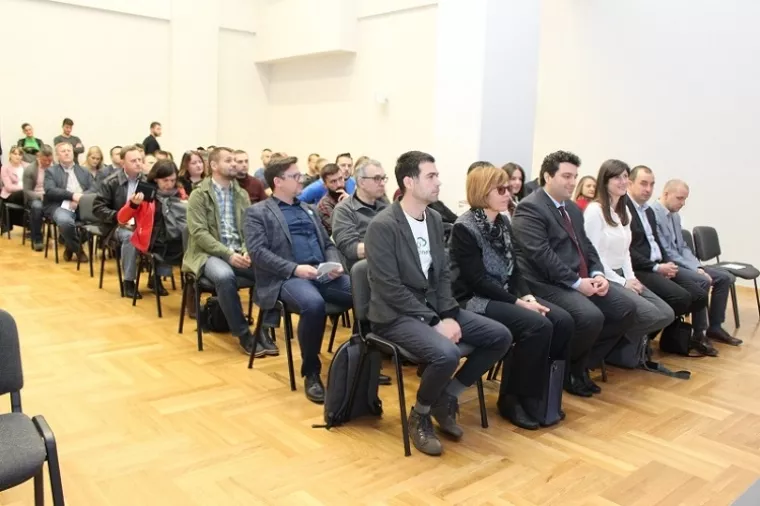 Novi crowdfunding u Križevcima: 170.000 kuna za solare na krovu knjižnice