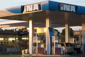 INA kupila pet benzinskih crpki u Crnoj Gori