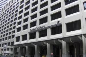 S&P povisio Hrvatskoj rejting na investicijsku kategoriju