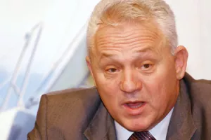 Vlasnici Lindnera i TDK-a povukli strance iz Hrvatske, što radi Tomislav Dragičević... 