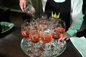 Oyster Wine Contest: Roze s petrčanskog kamena u Tokiju pobijedio sva bijela vina