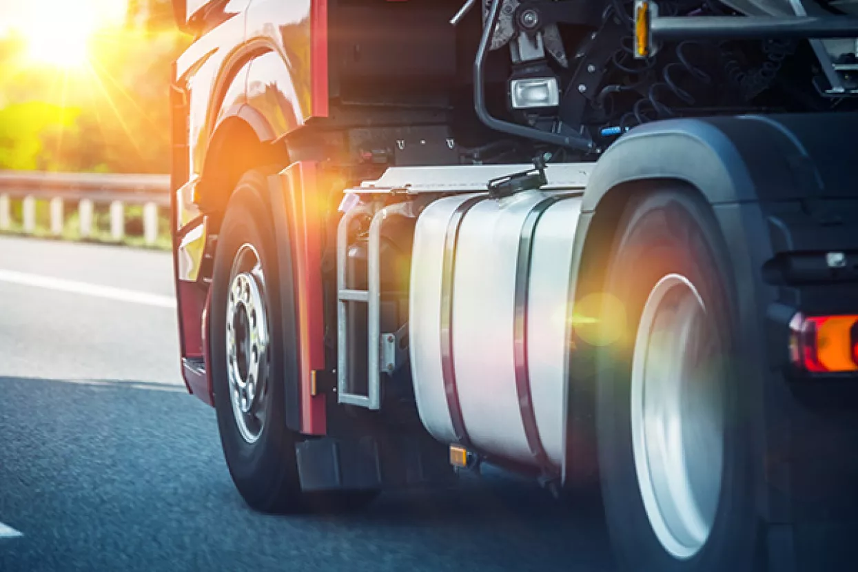 ANKETA: Podržavate li pravilnik koji preusmjerava kamione na autoceste?