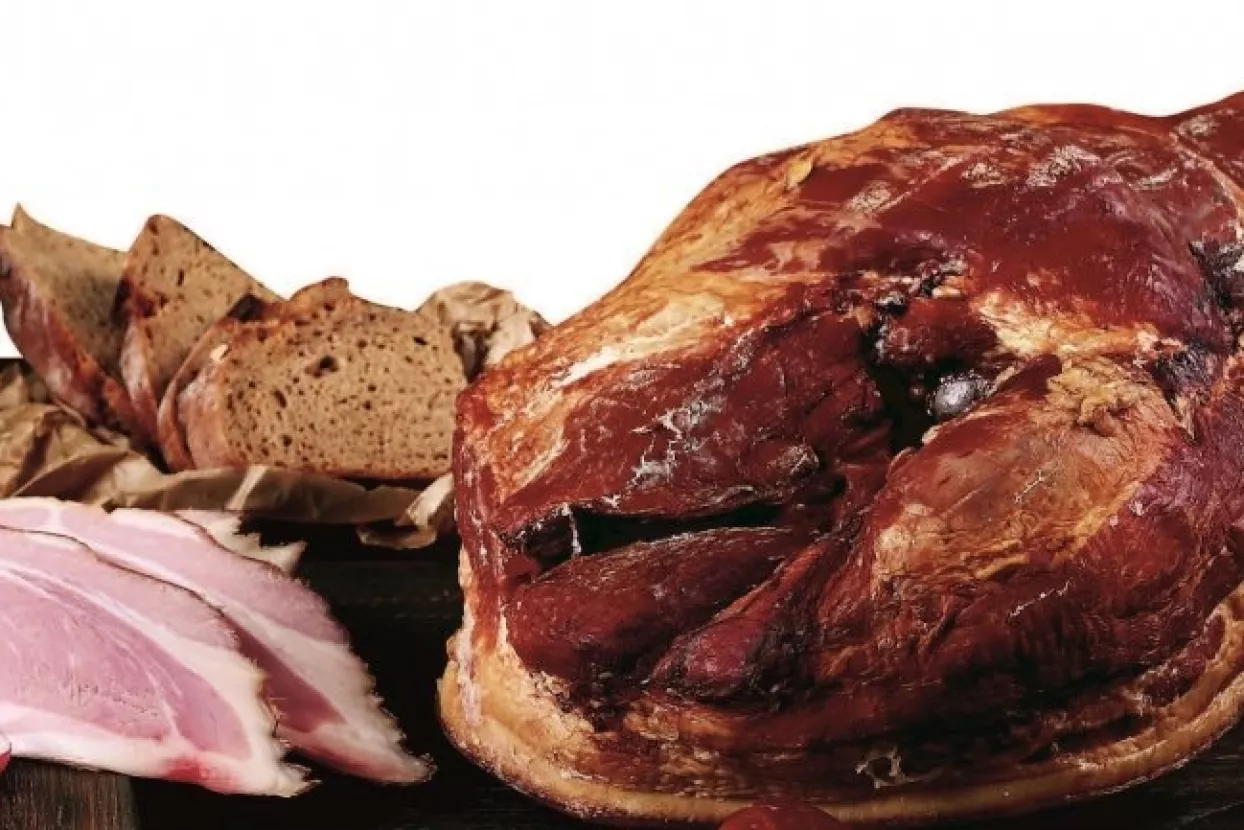 Uskrsnicu očekuje 33 posto zaposlenih, a pola od njih čeka bon ili šunku