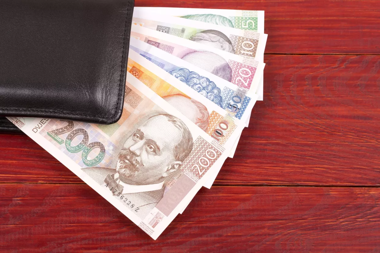 Pogledajte kako su plaće u prvom kvartalu istovremeno i porasle i pale