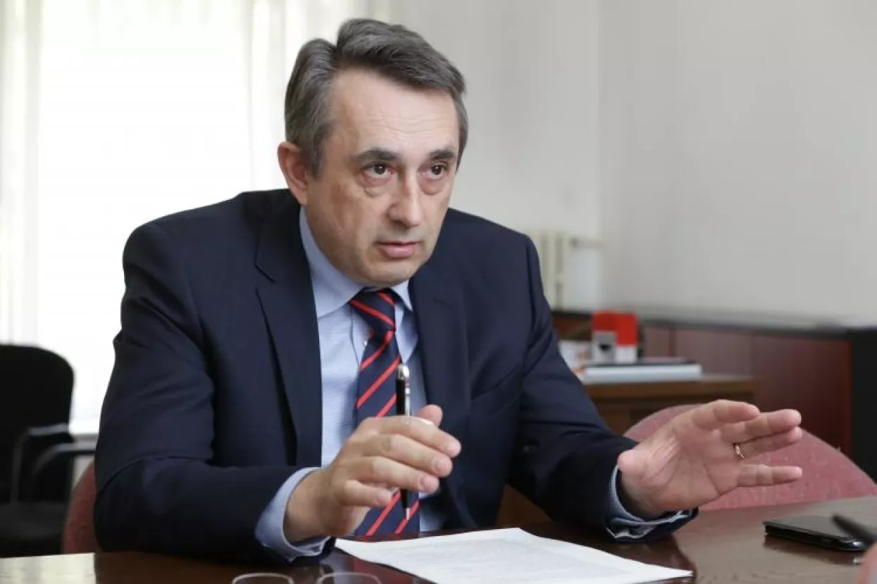 Ivan Koprić: Javna uprava pretrpana je poslom, a mogla bi se smanjiti za 20 posto 