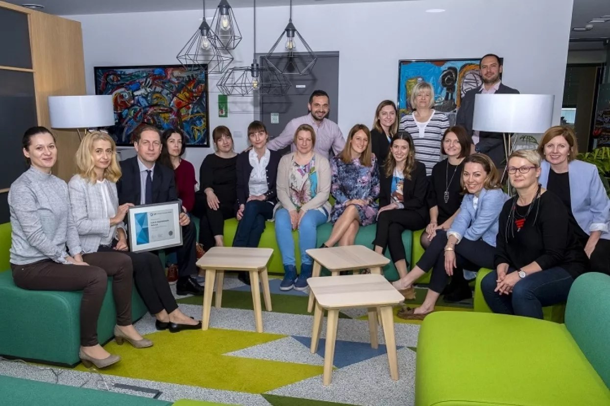 &Scaron;estu godinu zaredom Erste banci dodijeljen certifikat Poslodavac Partner