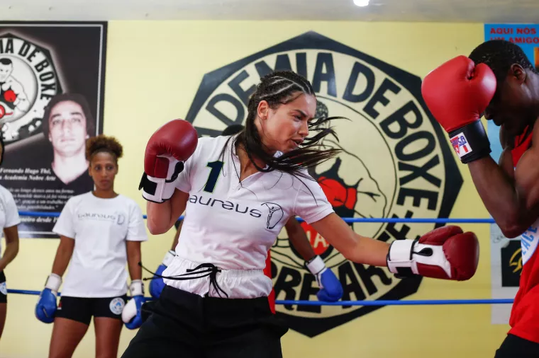 Uložite 5 dolara i borite se u ringu s Adrianom Limom za nova radna mjesta u Meksiku