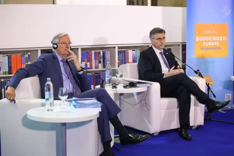 FOTO: Barnier otkrio za koje se izazove budućnosti Europa mora pripremiti
