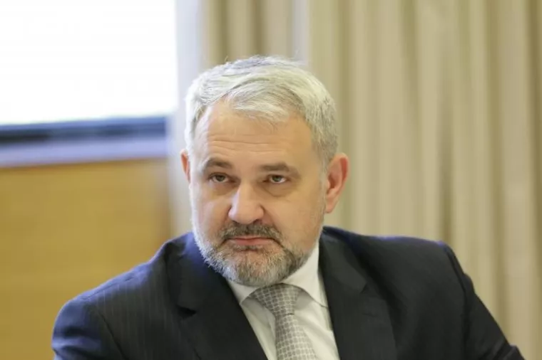 Tvrtke i karijere: HT digao temeljni kapital, promjene u DIV grupi, RIZ–odašiljačima…