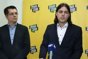 Populizam: Tradicionalna politika lažno obećava ostvarivo, populisti neostvarivo