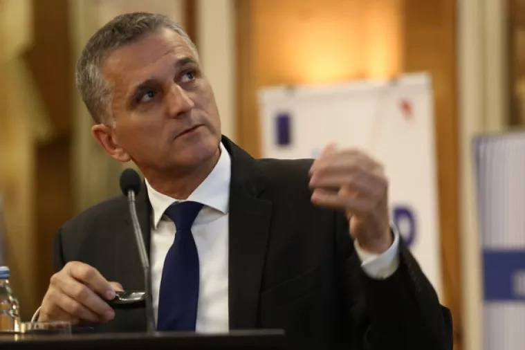 Zakup državnih lokala: Zašto ministar Marić mora utjerivati najamnine za svaku garažu?