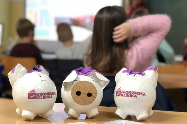 'Veliki' studenti osmislili aplikaciju da financijama pouče 'male' osnovnoškolce