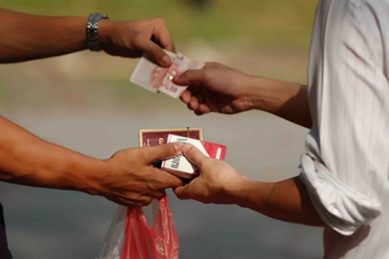 Crno tržište cigareta raste: U nelegalni dim otišlo 380 milijuna kuna poreznih prihoda