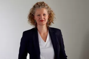 Digitalizacija naspram globalizacije: Jesu li mega trendovi pozitivna ili negativna pojava?