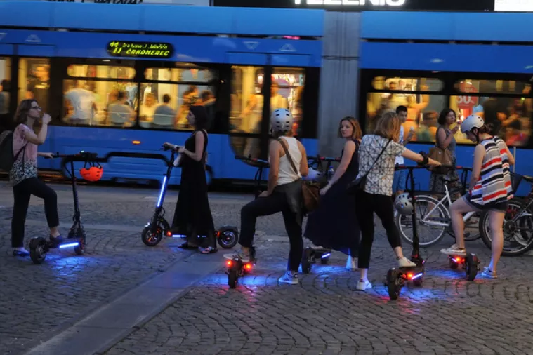 Otkrivanje Zagreba odsad moguće i na električnom romobilu