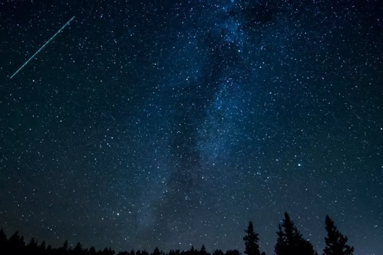 Evo kada je najbolje uprti pogled u noćno nebo i 'hvatati' 15 zvijezda padalica na sat