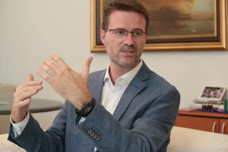 Hanfa donijela tri nova pravilnika, a Stjepan Mandić i Zvonimir Savić dobili nove funkcije