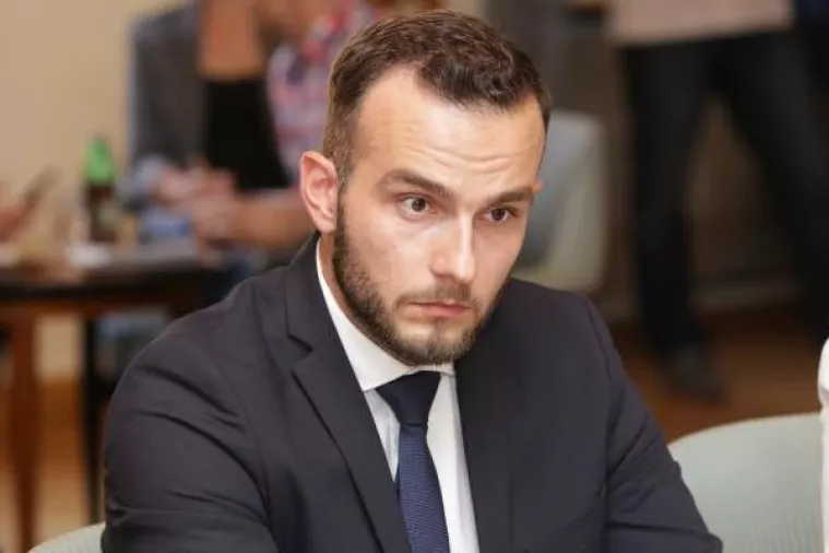 Sindikati Aladroviću: Nećemo na sastanak dok Sabor ne raspiše referendum