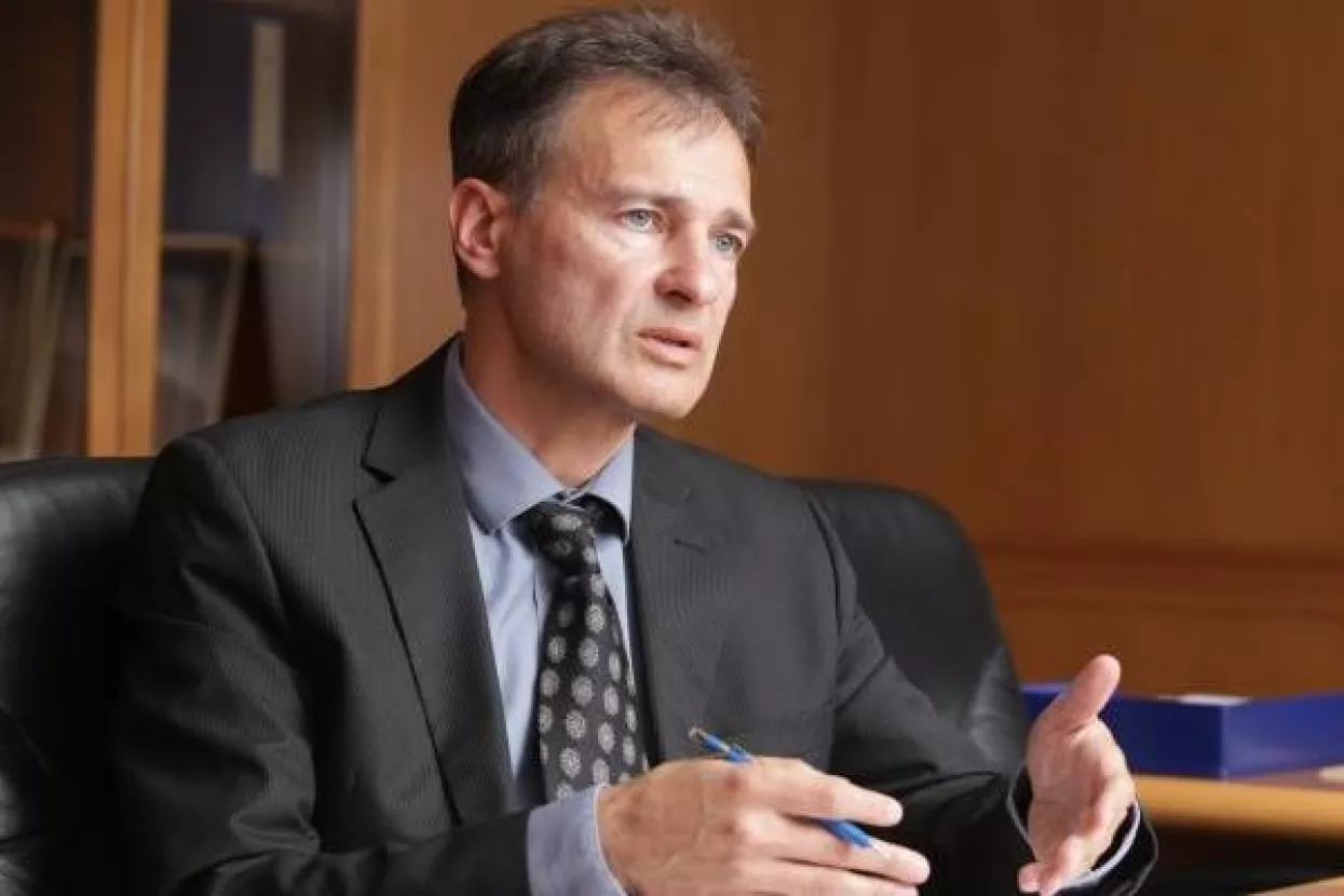 Tehnika: Kroz ESOP-ova vrata u vlasni&scaron;tvo 20 posto dionica u&scaron;li Kinezi?