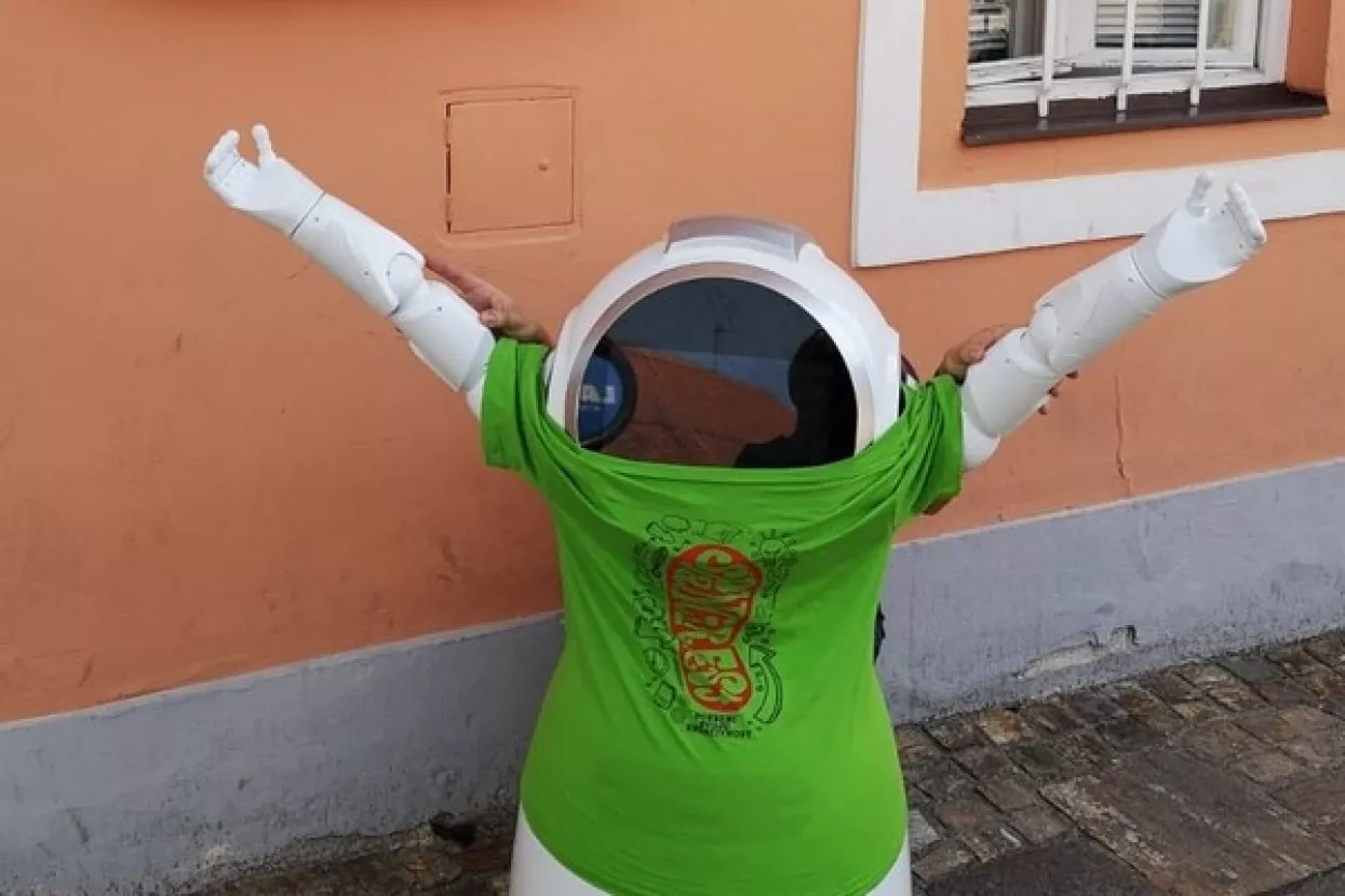 Upoznajte humanoidnog robota i uletite u virtualnu stvarnost na Špancirfestu