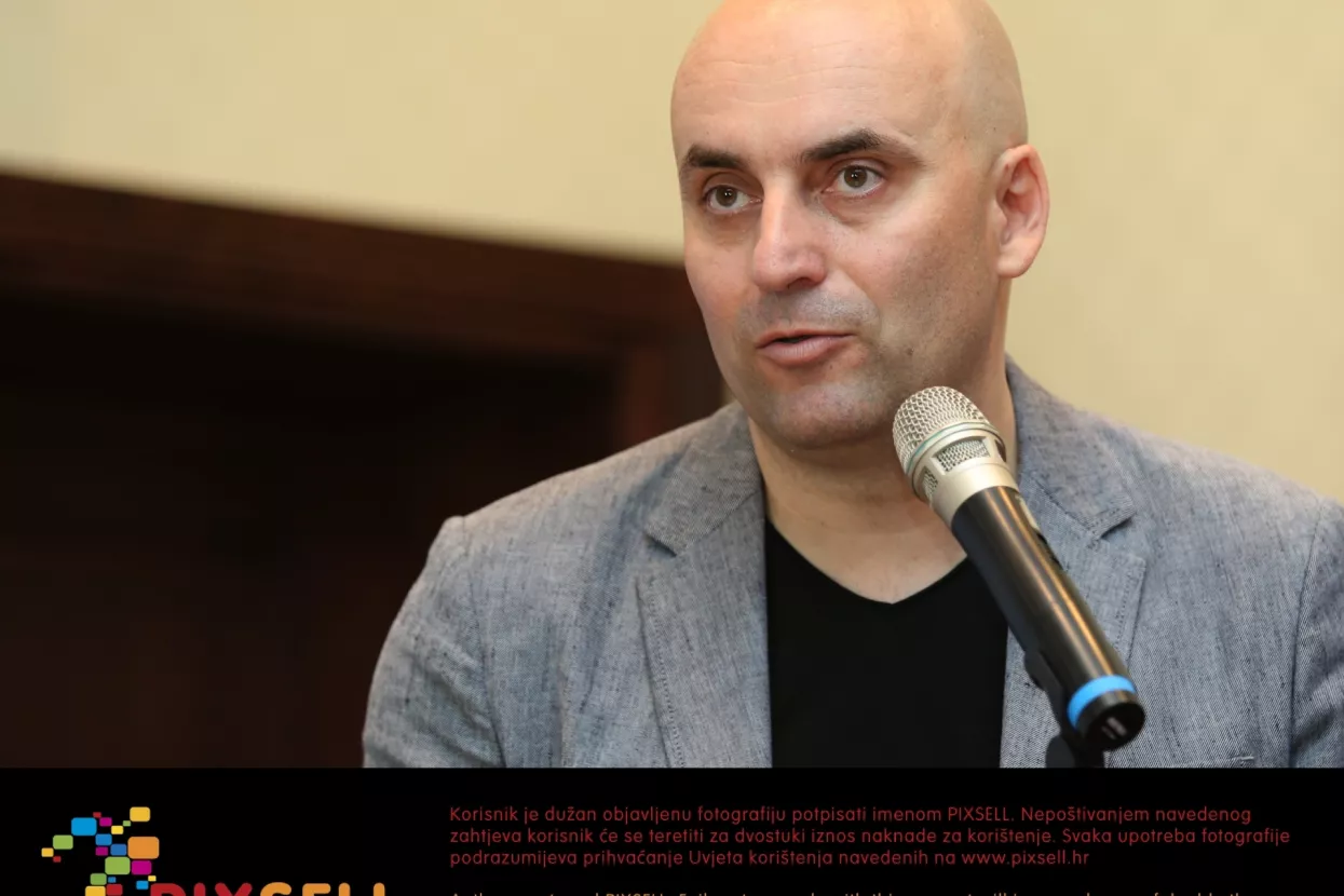 Tvrtke i karijere: Promjene u upravama Lonije, B1 Plakata, Takede, Raucha...