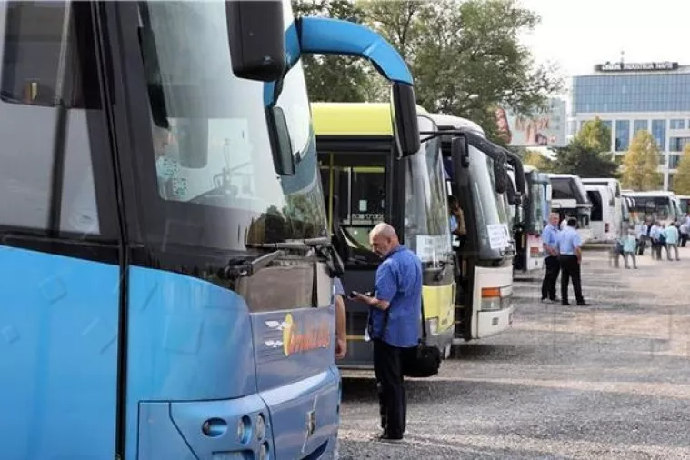 Vozači autobusa prijete: Ako nas Vlada ne shvati ozbiljno, 9. 9. stat će cijela Hrvatska!