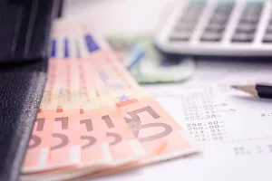 Prosječna zagrebačka plaća u lipnju iznosila je 7.512 kuna