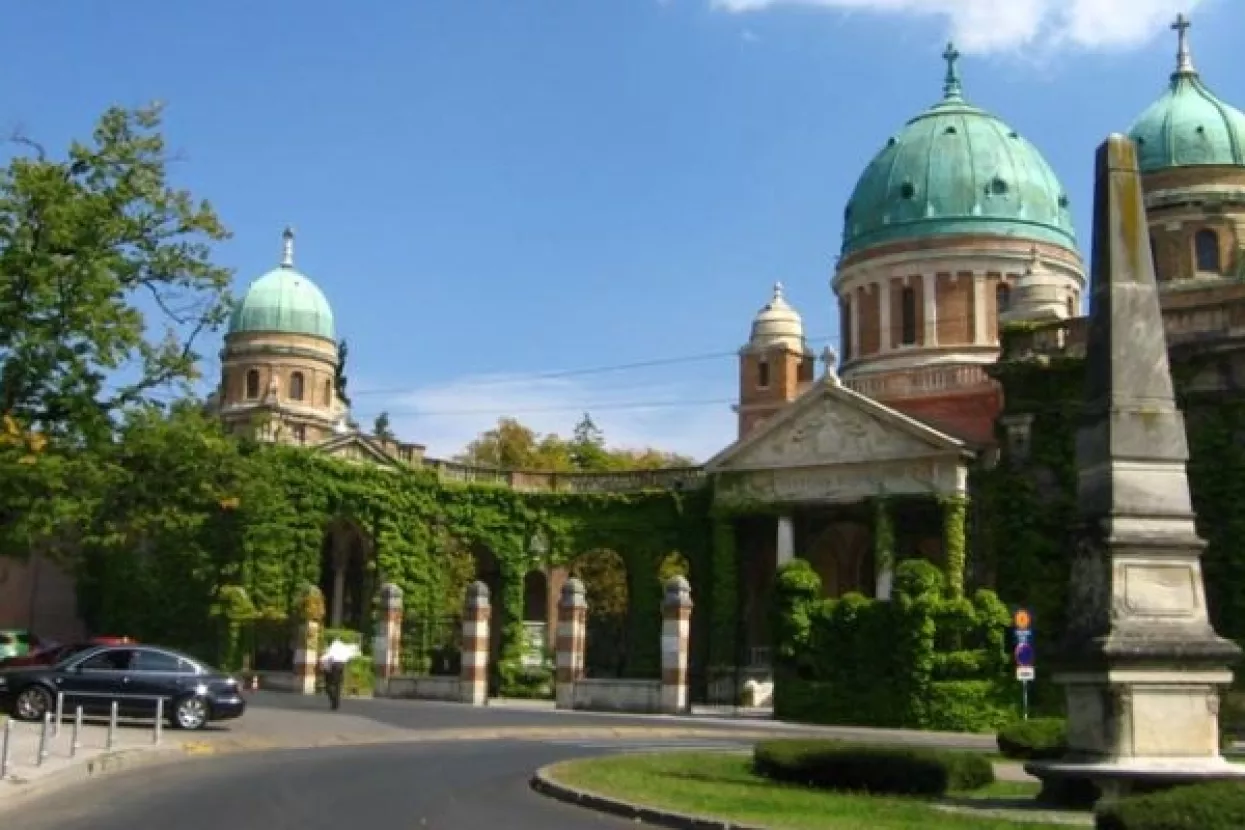 Danas u Hrvatskoj: Prosvjed radnika Đ. Đaković Grupe, 25. godina HAMAG-BICRO-a, polaganje vijenaca na Mirogoju...