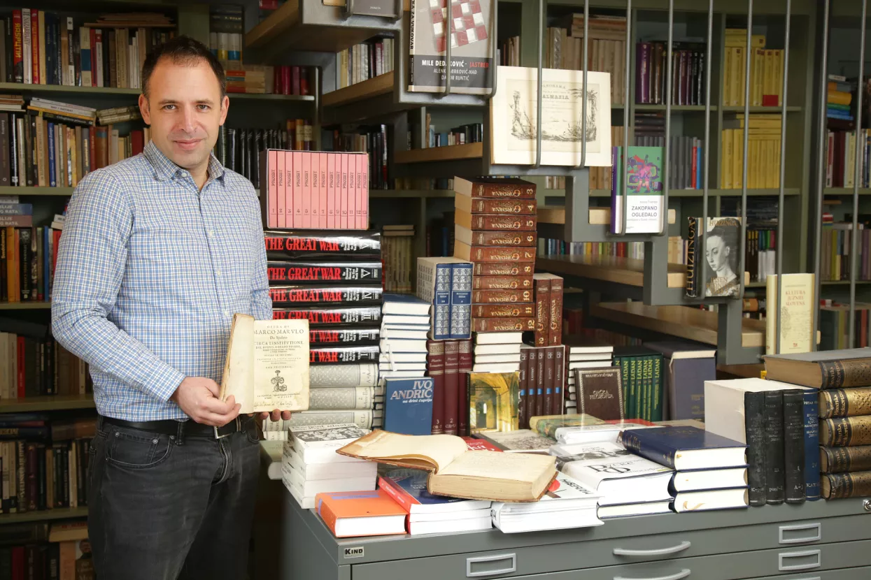 Daniel Glavan: Dvostruki je užitak spasiti vrijednu staru knjigu i još zaraditi na tome