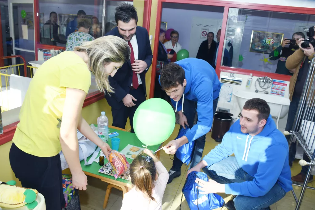 INA donirala 800.000 kuna hrvatskim bolnicama u 2019.