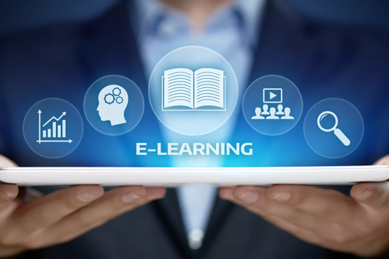 Cijeli život trebali bi učiti i usavršavati se. No, pitanje je kada. Zato postoji e-learning