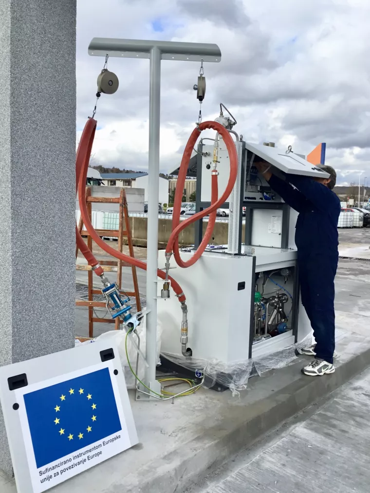 U Kukljanovu se otvara prva LNG punionica u Hrvatskoj