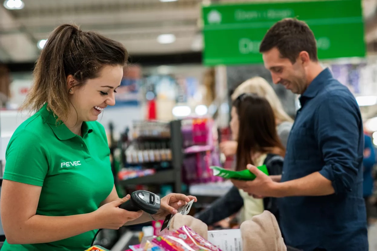 Pevec zaposlenike nagrađuje božićnicom od 1000 kuna&nbsp;